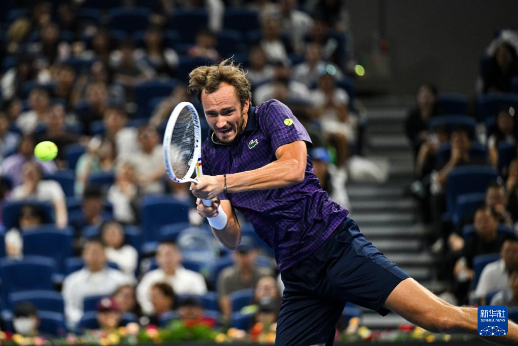 DBGame-世界网球队逆转欧洲网球队,梅德韦杰夫高光表现的简单介绍