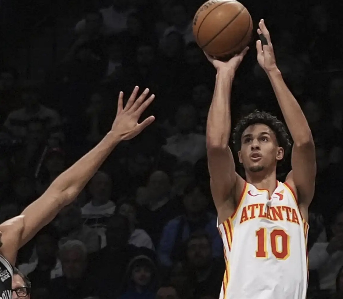 DB电竞官网登录-尼斯客场大胜伊维恩，获得关键胜利的简单介绍