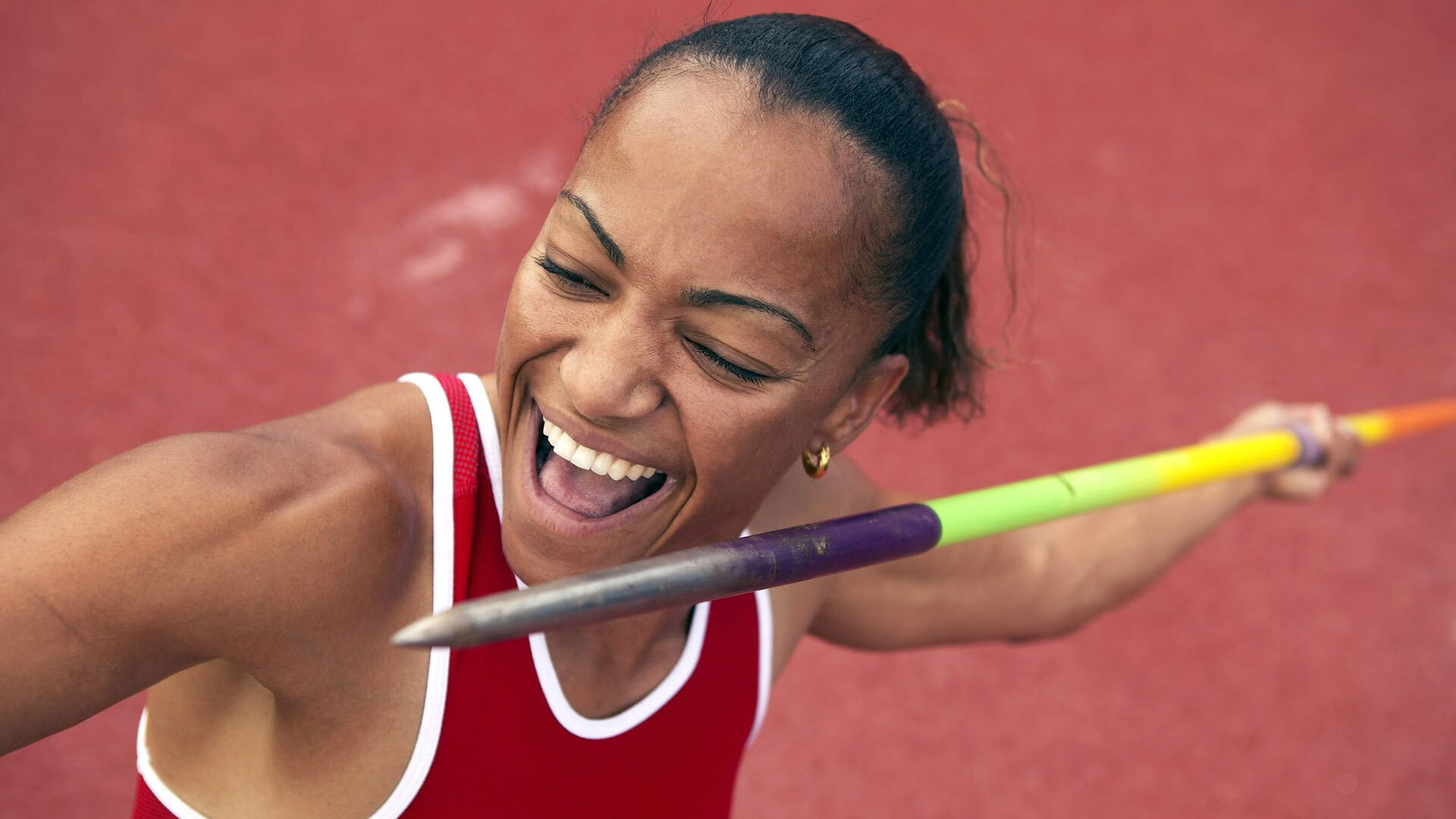 赛道与球场，当F1新赛季揭幕战遇上尼克斯猛龙焦点对决