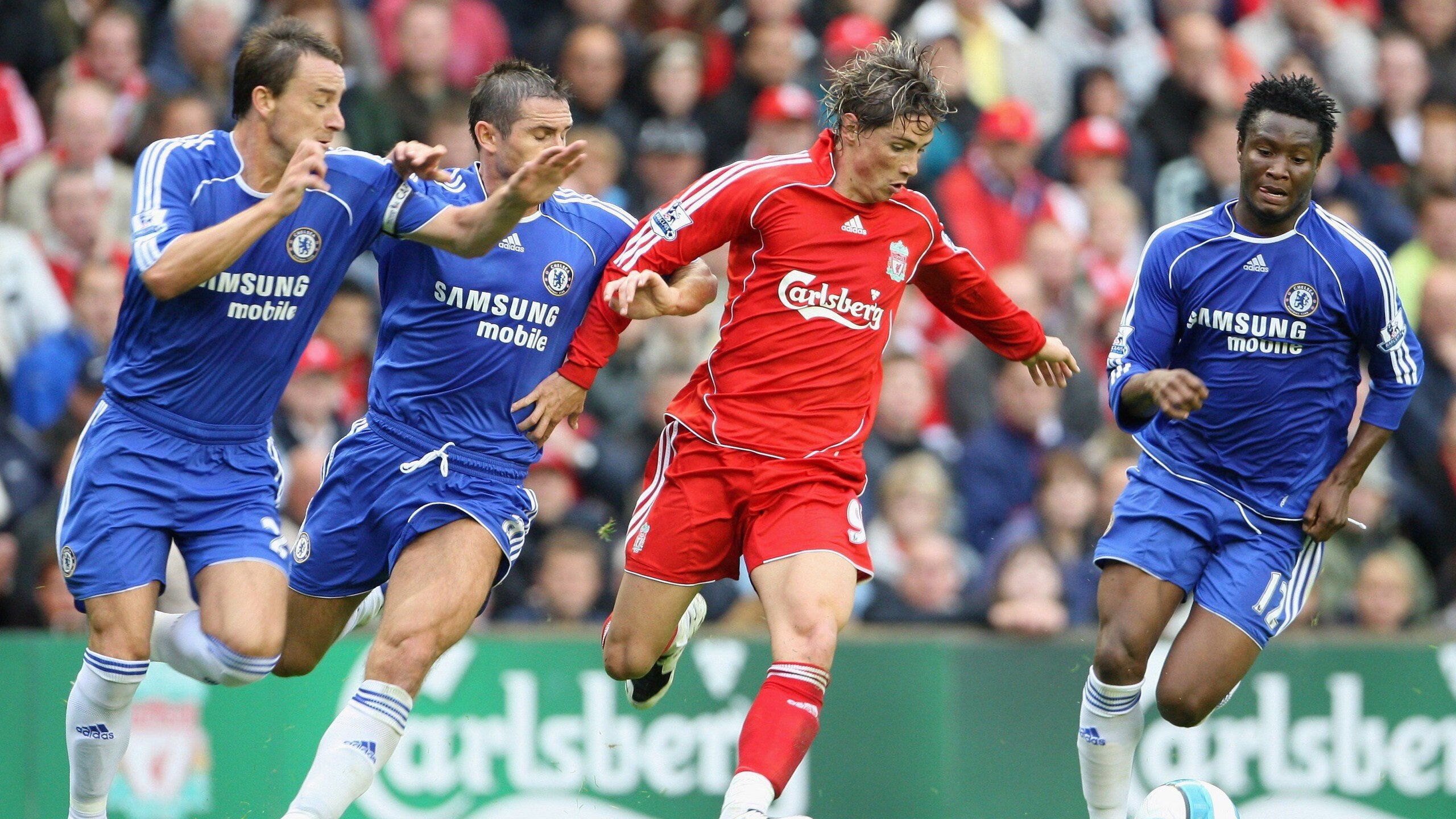 突尼斯一波流击溃秘鲁，F1年度争冠悬念外的速度与激情