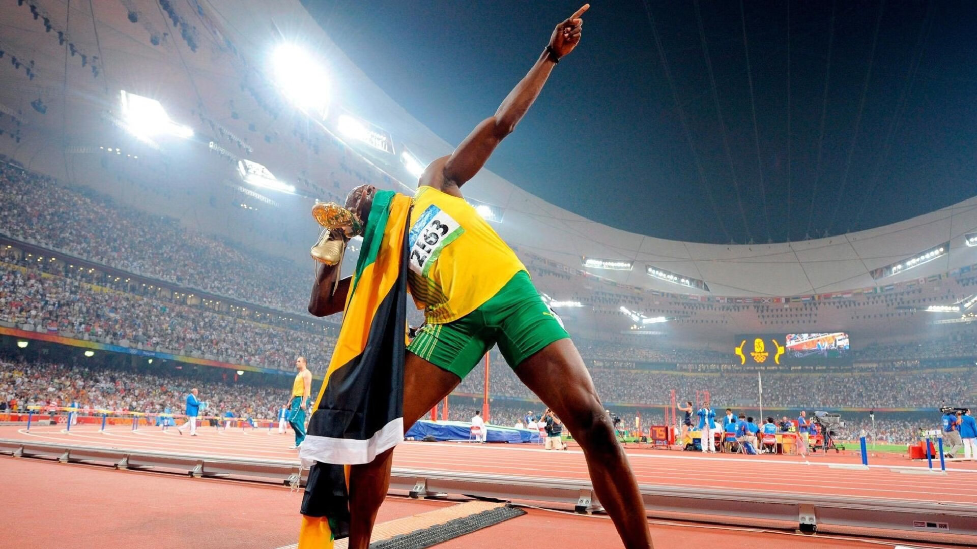 欧冠半决赛之夜，浓眉存在感拉满